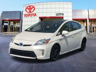 Used 2015 Toyota Prius Two image 1