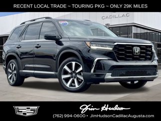 Used 2023 Honda Pilot Touring image 1
