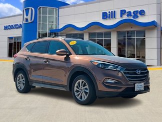 Used 2017 Hyundai Tucson SE image 1