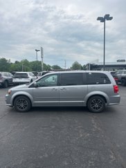 Used 2016 Dodge Grand Caravan R/T w/ Driver Convenience Group image 1