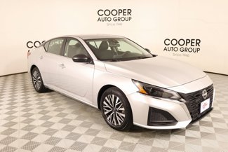 Used 2024 Nissan Altima 2.5 SV video 1