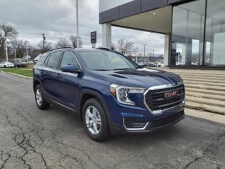 Certified 2022 GMC Terrain SLE w/ Driver Convenience Package image 1