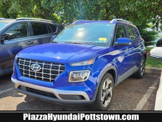 Used 2022 Hyundai Venue Limited image 1
