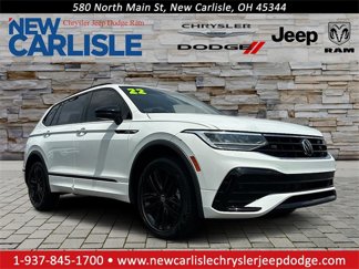 Used 2022 Volkswagen Tiguan SE R-Line image 1