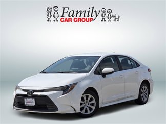 Used 2023 Toyota Corolla LE image 1
