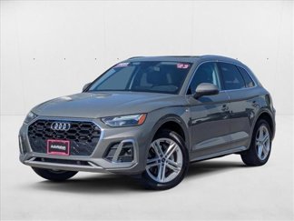 Used 2023 Audi Q5 e Premium w/ Convenience Package image 1