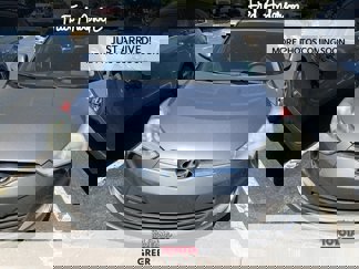 Used 2017 Hyundai Veloster image 1