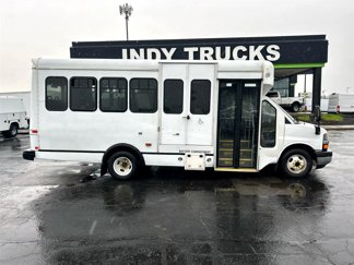 Used 2016 Chevrolet Express 4500 w/ Shuttle Bus Package image 1