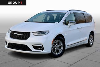 Used 2022 Chrysler Pacifica Limited image 1