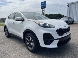 Used 2020 Kia Sportage LX image 1