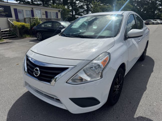 Used 2018 Nissan Versa SV image 1