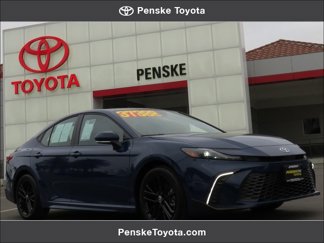 Certified 2025 Toyota Camry SE image 1