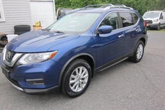 Used 2020 Nissan Rogue SV image 1