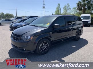 Used 2017 Dodge Grand Caravan GT image 1