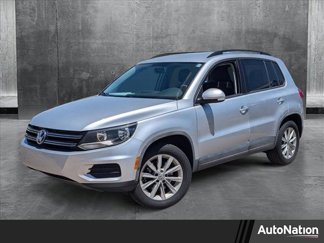 Used 2017 Volkswagen Tiguan S image 1