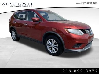 Used 2015 Nissan Rogue SV image 1