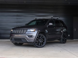 Used 2018 Jeep Grand Cherokee Altitude image 1