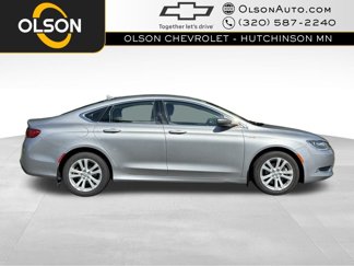 Used 2015 Chrysler 200 Limited w/ Convenience Group image 1