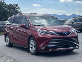 Used 2021 Toyota Sienna Platinum image 1
