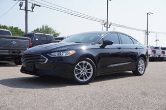 Used 2020 Ford Fusion SE image 1