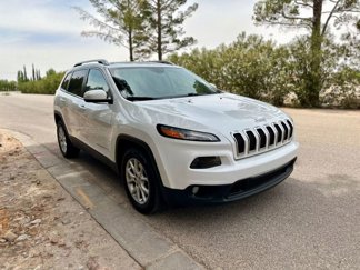 Used 2016 Jeep Cherokee Latitude image 1