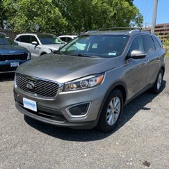 Used 2018 Kia Sorento LX image 1