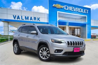Used 2019 Jeep Cherokee Latitude Plus image 1