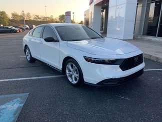 Used 2023 Honda Accord LX video 2
