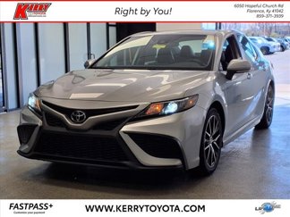 Certified 2022 Toyota Camry SE image 1