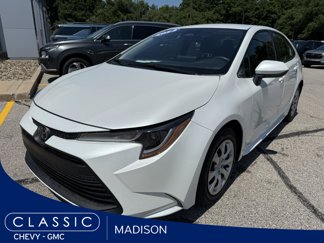 Used 2023 Toyota Corolla LE w/ Carpet Mat Package (TMS) image 1