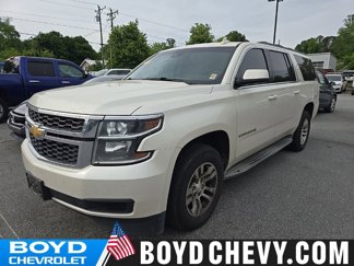 Used 2015 Chevrolet Suburban LT image 1
