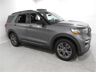 Used 2022 Ford Explorer XLT w/ Equipment Group 202A image 1