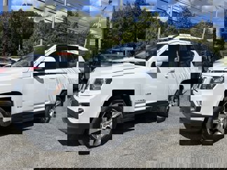 Used 2016 Jeep Compass High Altitude image 1