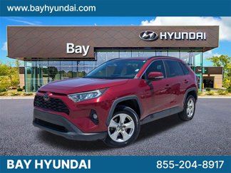 Used 2020 Toyota RAV4 XLE image 1