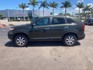 Used 2011 Kia Sorento 2WD image 1