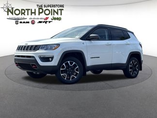 Used 2020 Jeep Compass Trailhawk w/ Cold Weather Group image 1