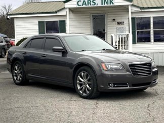 Used 2014 Chrysler 300 S image 1