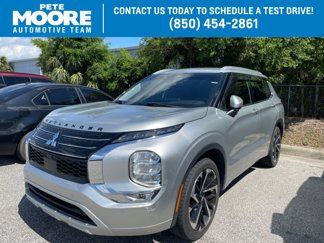 Used 2022 Mitsubishi Outlander SEL image 1