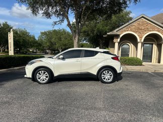 Used 2021 Toyota C-HR LE image 1