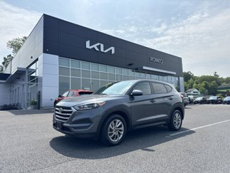 Used 2017 Hyundai Tucson SE image 1