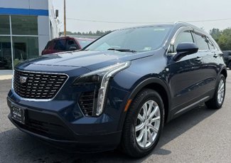 Used 2019 Cadillac XT4 Luxury w/ Cold Weather Package image 1