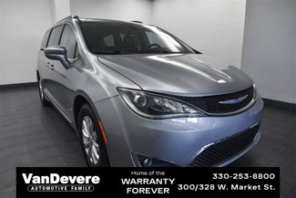 Used 2019 Chrysler Pacifica Touring-L image 1