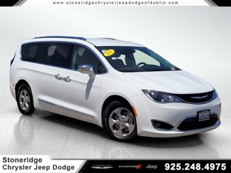 Used 2018 Chrysler Pacifica Limited w/ Advanced Safetytec Group image 1