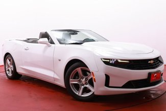 Used 2020 Chevrolet Camaro LT image 1