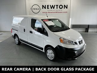 Used 2019 Nissan NV200 S w/ Back Door Glass Package image 1