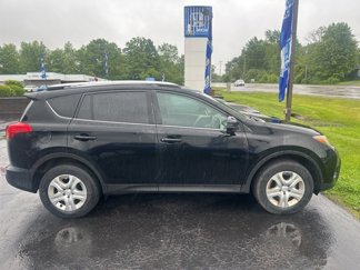 Used 2015 Toyota RAV4 LE image 1