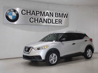 Used 2019 Nissan Kicks S image 1