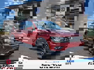 Used 2018 Volkswagen Tiguan SEL image 1