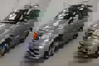 Used 2014 Chrysler Town & Country Touring-L w/ Driver Convenience Group image 1