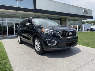 Used 2018 Kia Sorento LX image 1